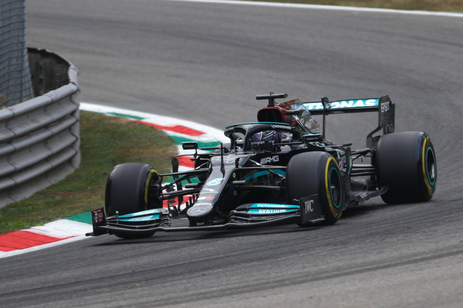 Mercedes Pertimbangkan Power Unit Baru dan Penalti di Monza