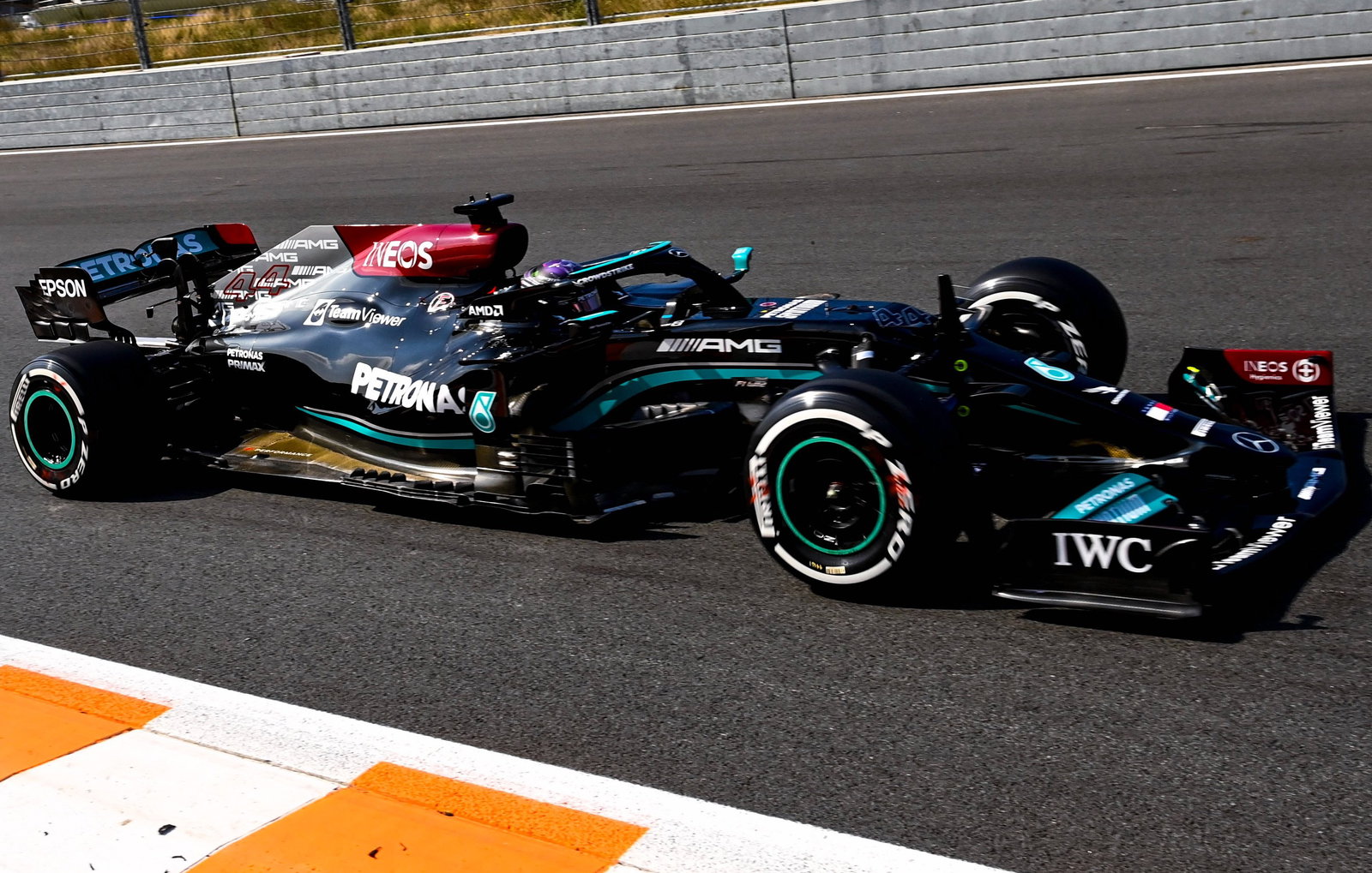 Alex Albon’s F1 future to be resolved in “days” amid Williams, Alfa interest