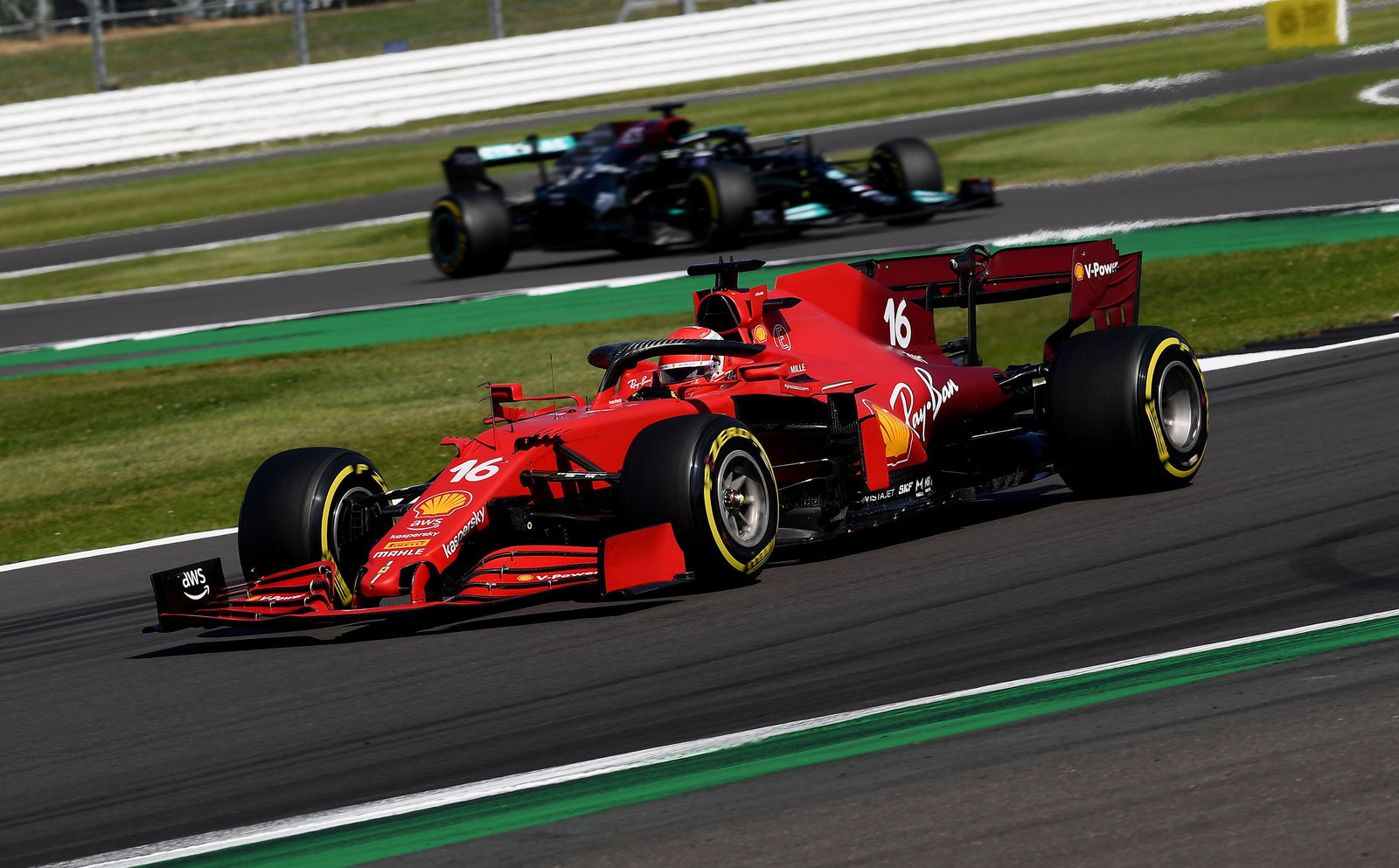 Hamilton is a sportsman and the opposite of a dirty F1 driver - Wolff
