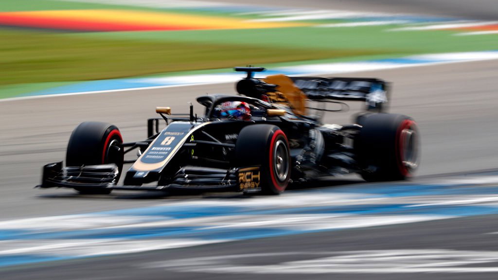 Grosjean impressed by performance in “old” Melbourne-spec Haas F1 car