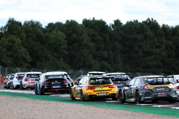 BTCC Donington Park: Sutton charges to maiden Infiniti BTCC win 
