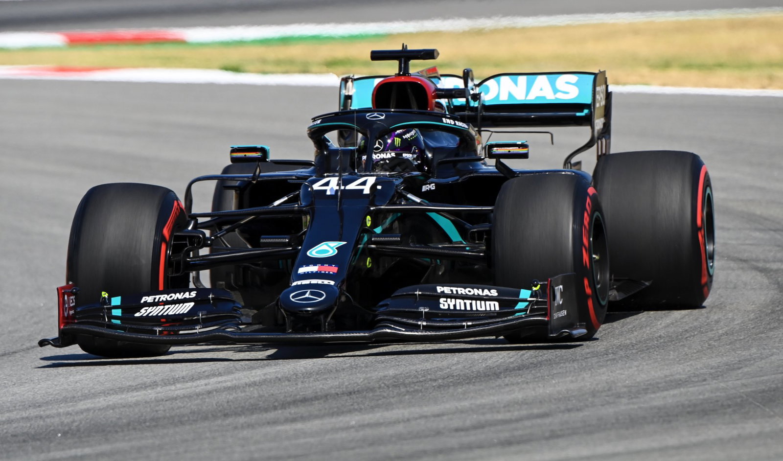 Sainz dan Grosjean menyerahkan unit tenaga F1 baru untuk GP Spanyol