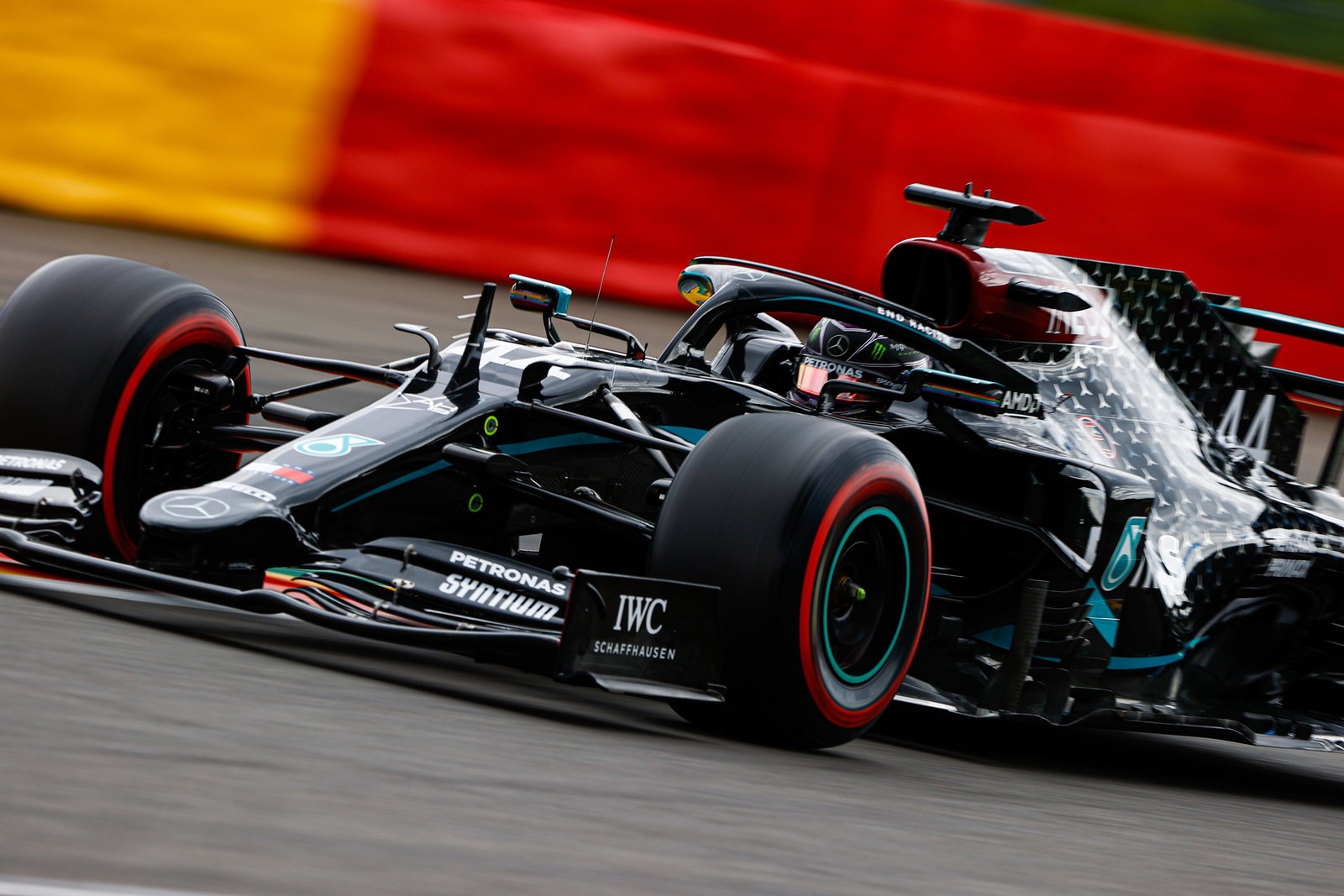 Hamilton mendedikasikan pole F1 GP Belgia untuk aktor AS Boseman
