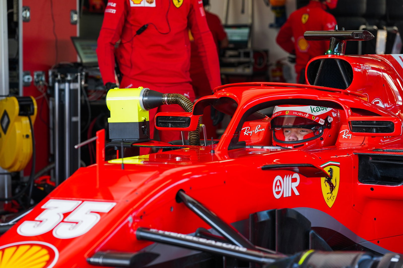 Mercedes F1 reserve driver should start training with Hamilton ban risk - Horner