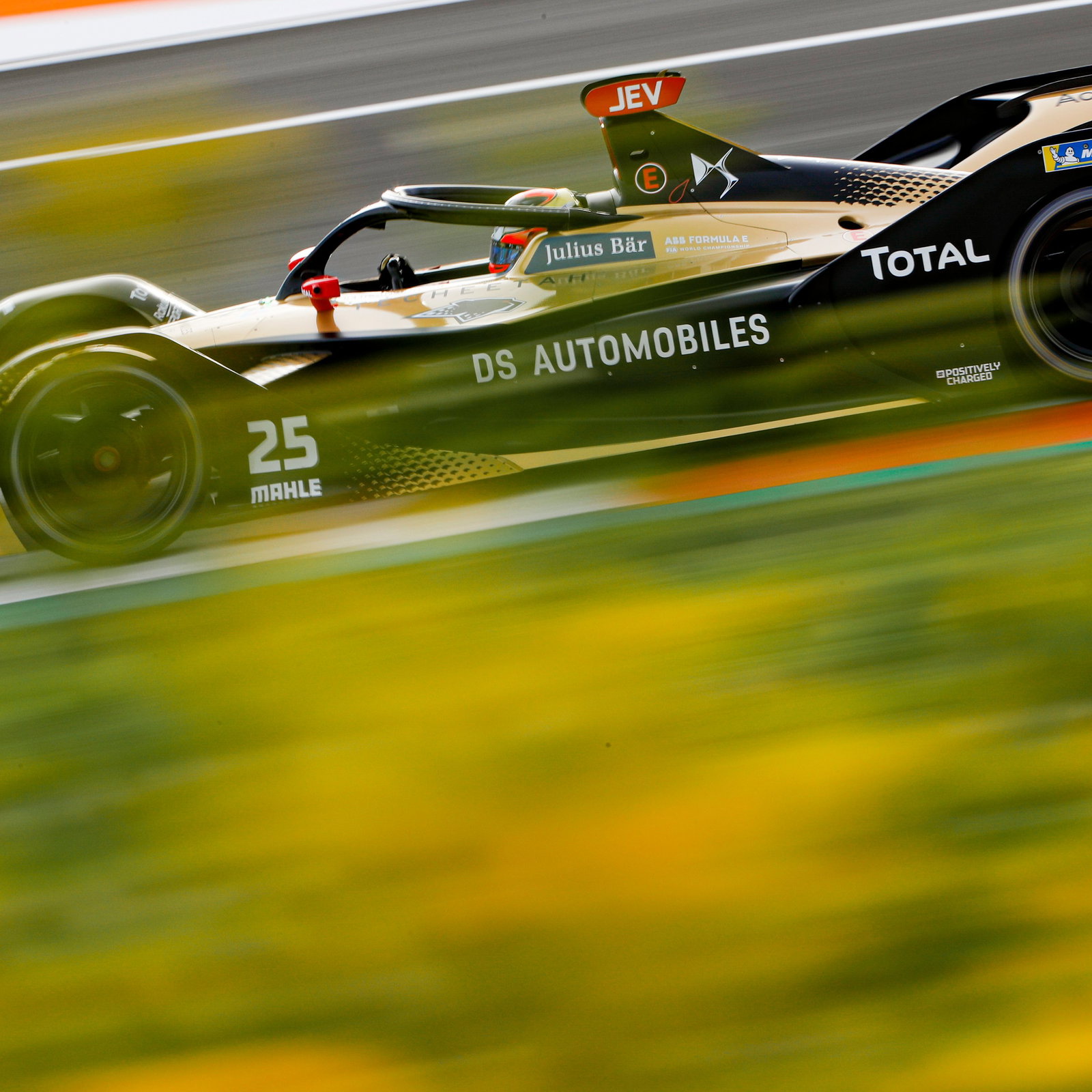 Vergne 'haus akan lebih' di Marrakesh setelah kekalahan tipis Ad Diriyah