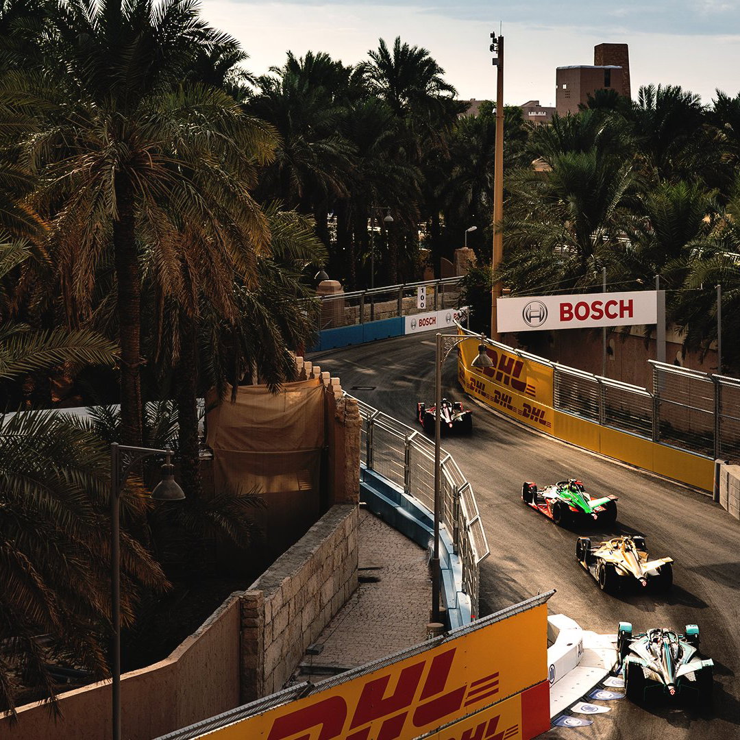 Schreiner replaces Flörsch at HWA for Saudi Arabia FE test
