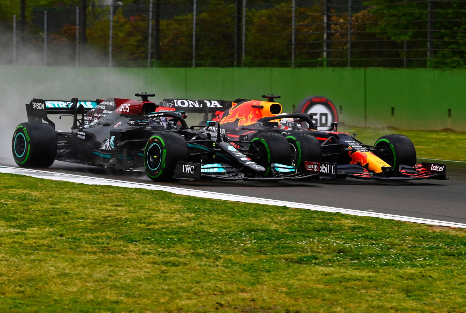 “Big effort” for Williams to repair F1 cars after race-ending Imola shunts