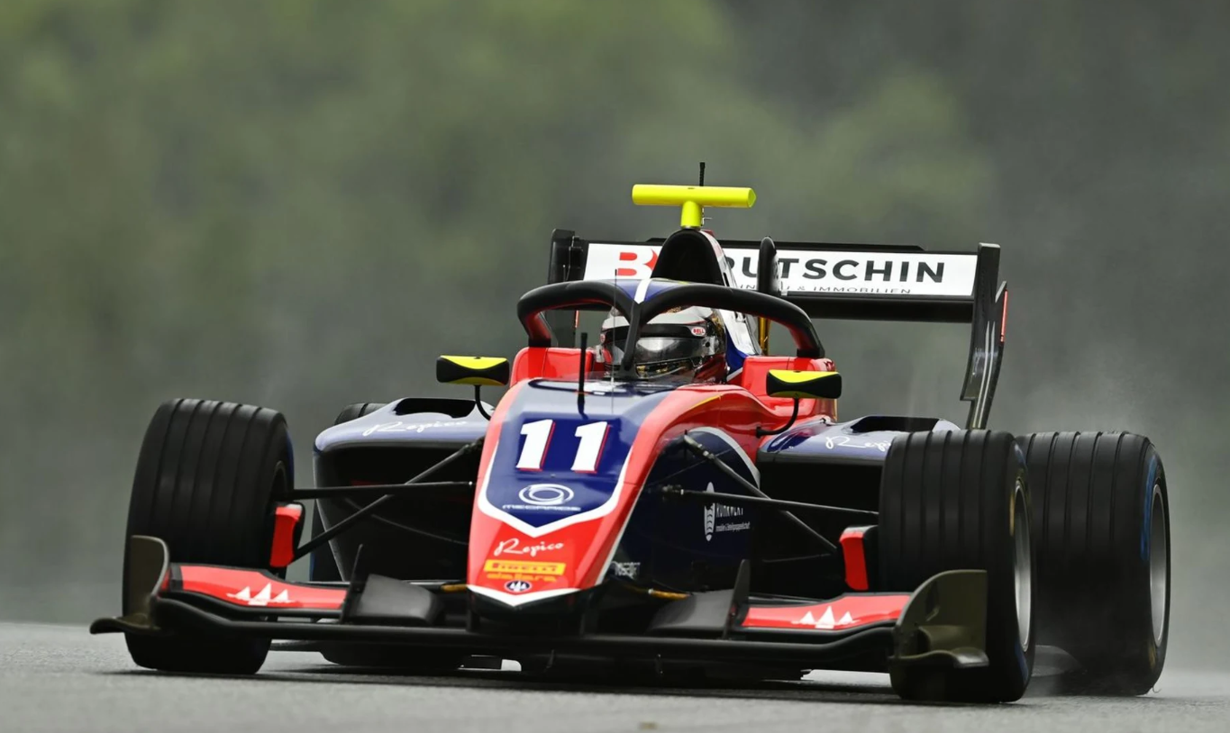Fernandez snatches pole for F3 opener in Austria
