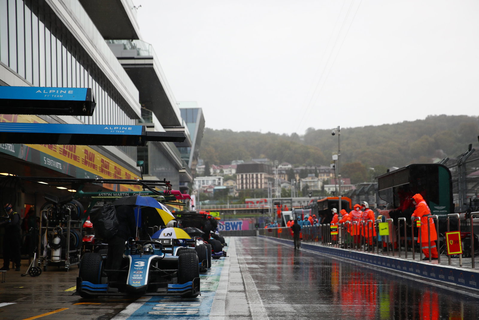 Alpine F1 junior Piastri secures third consecutive F2 pole in Sochi