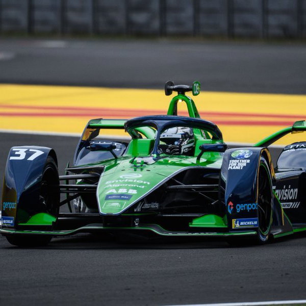Alexander Sims tops first day of Formula E pre-season testing for BMW
