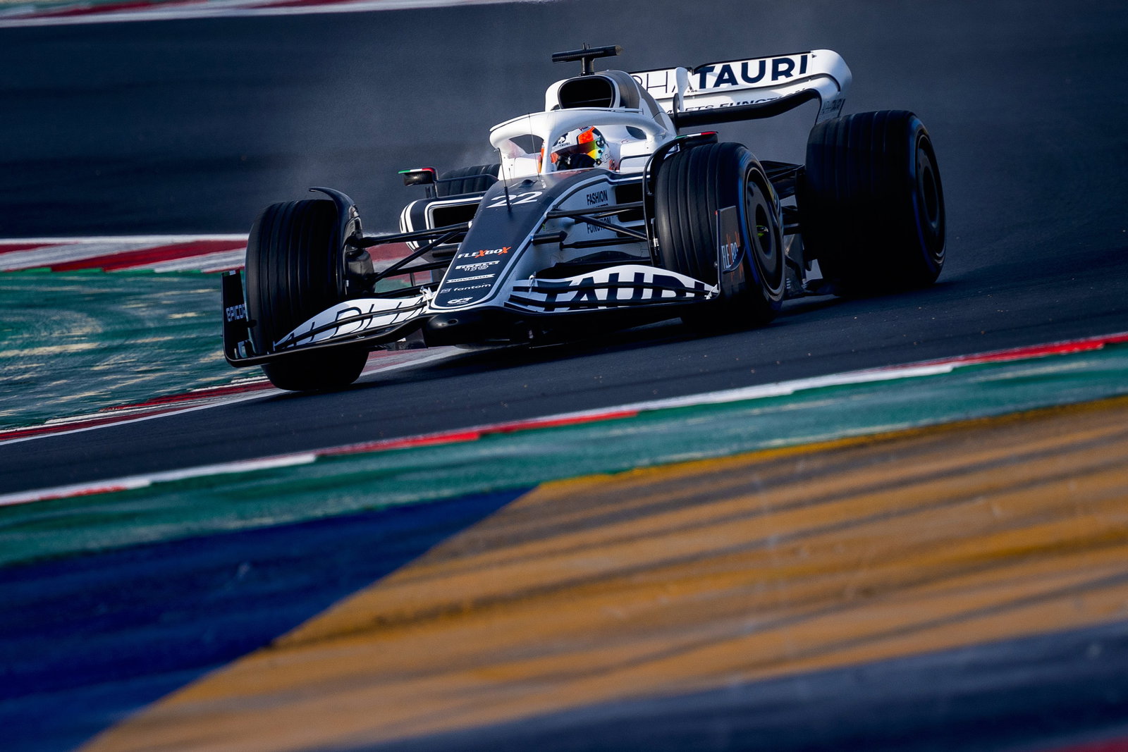 Who is driving when during Barcelona’s F1 pre-season test?