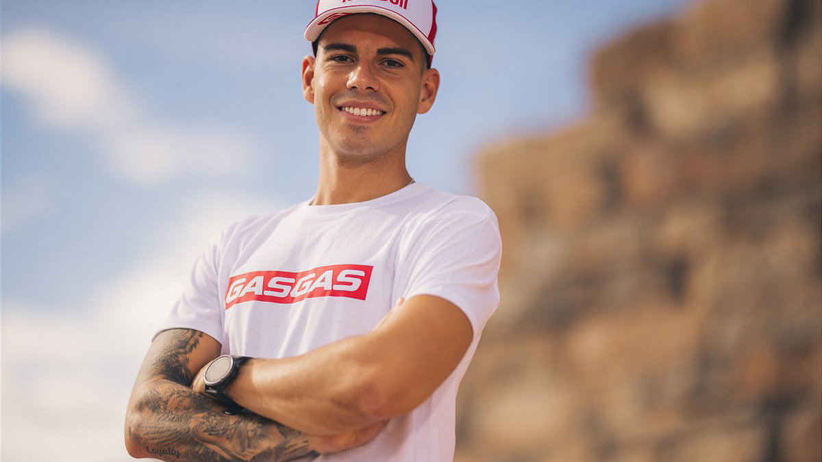 Augusto Fernandez in GASGAS colours