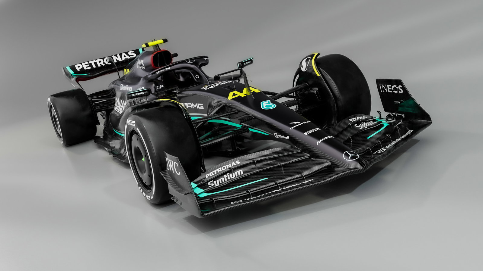 Mercedes Perkenalkan W14, Balik ke Warna Hitam