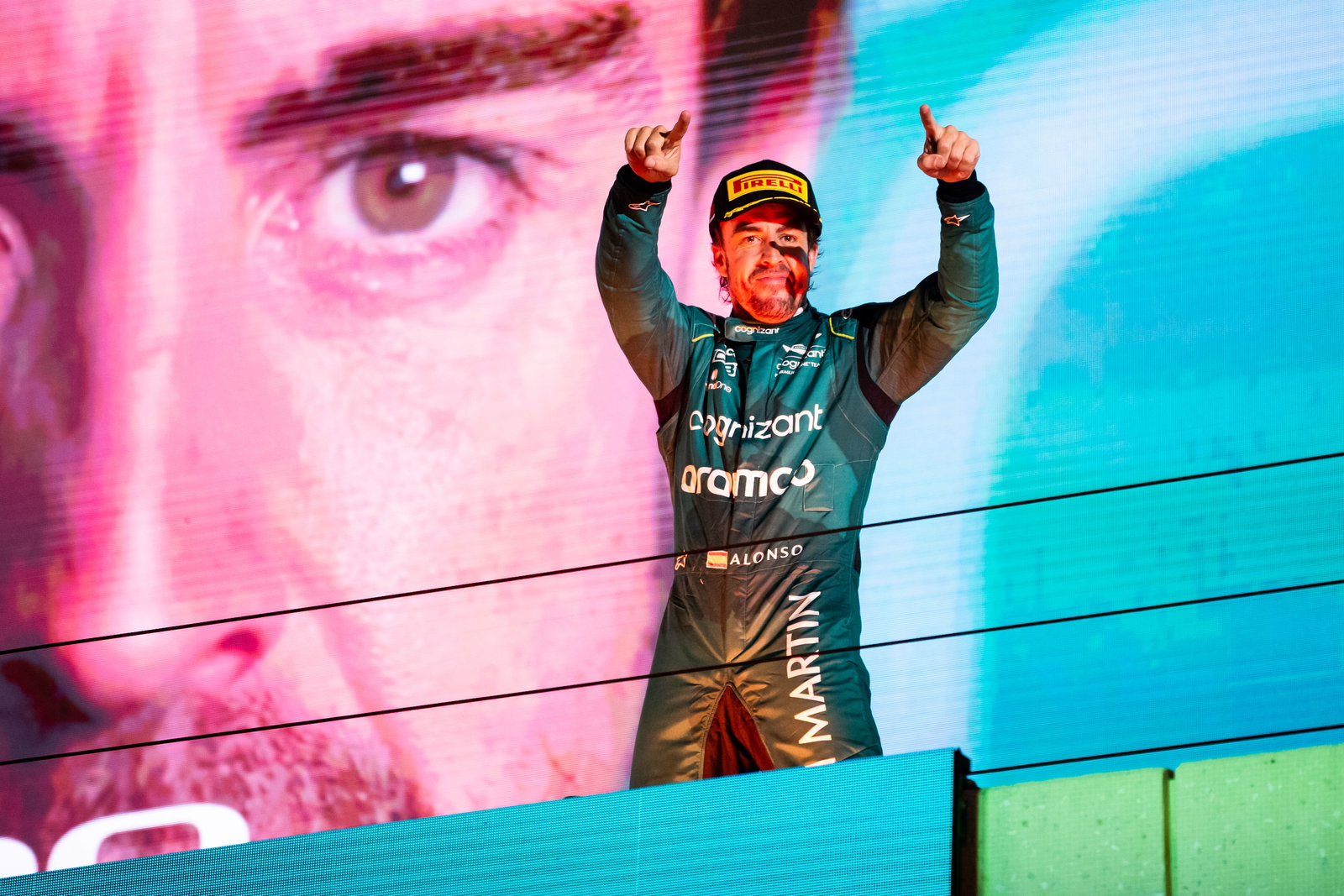 “Any chink in the armour for Red Bull?” - Damon Hill gives Ferrari fans hope for Saudi Arabia