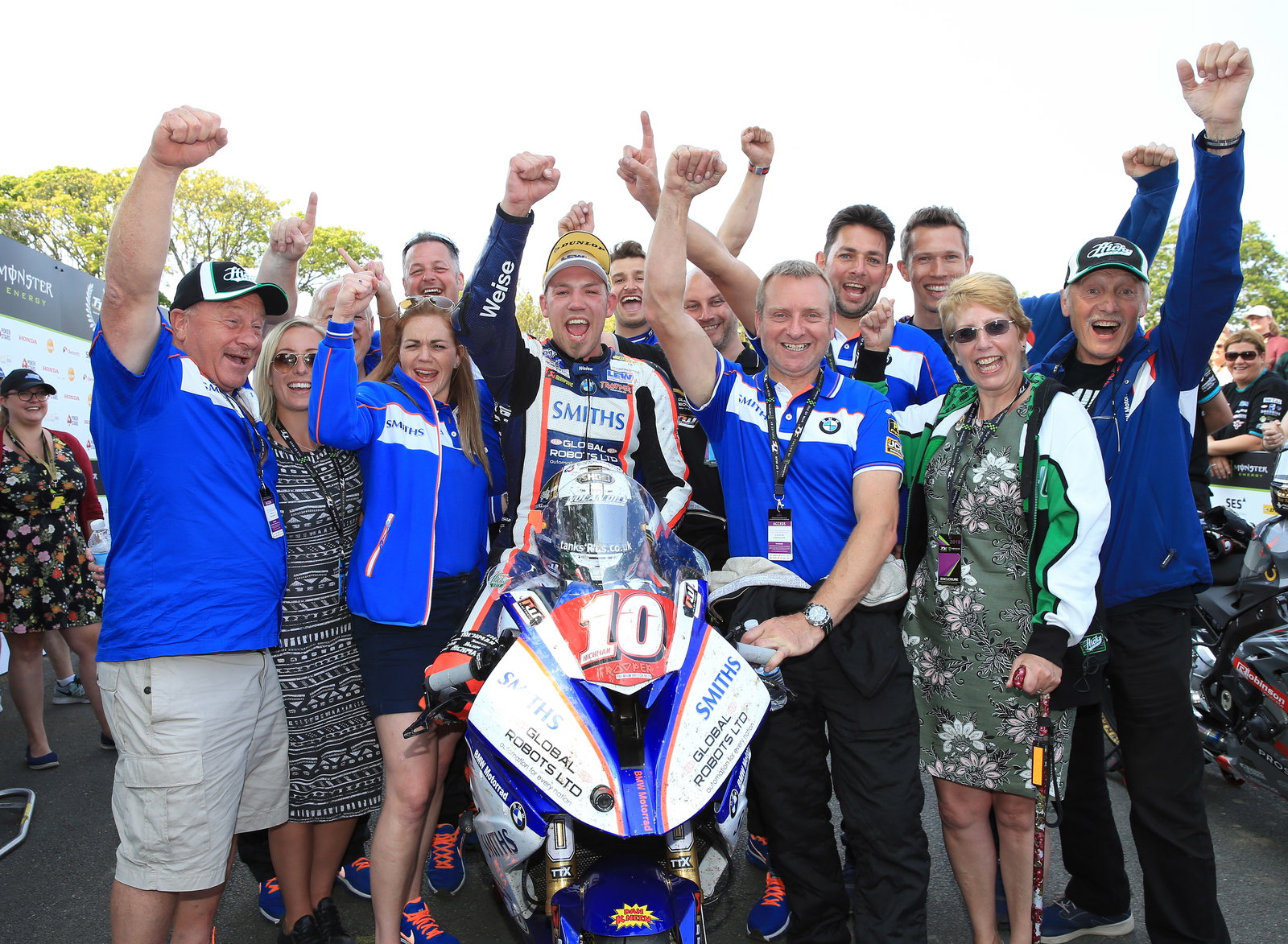 TT 2018: Dunlop clinches 17th win with Supersport success
