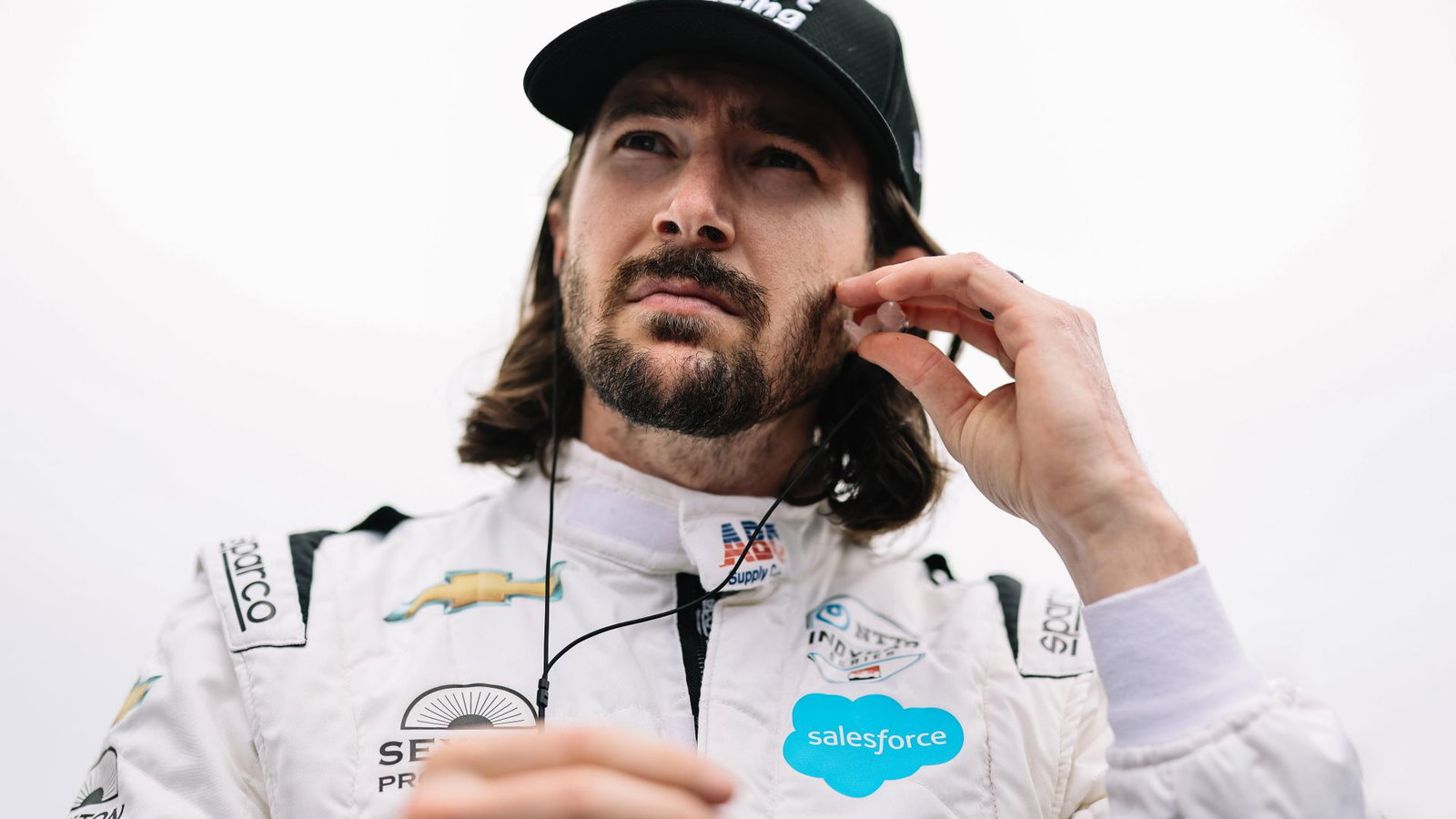 AJ Foyt Racing Signs JR Hildebrand For Oval Races