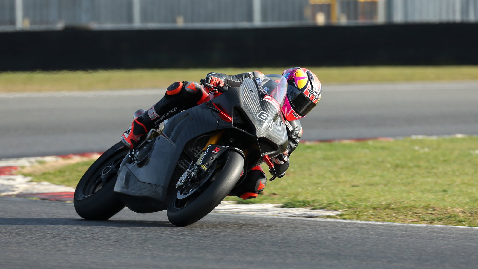 Tom Sykes Ducati BSB