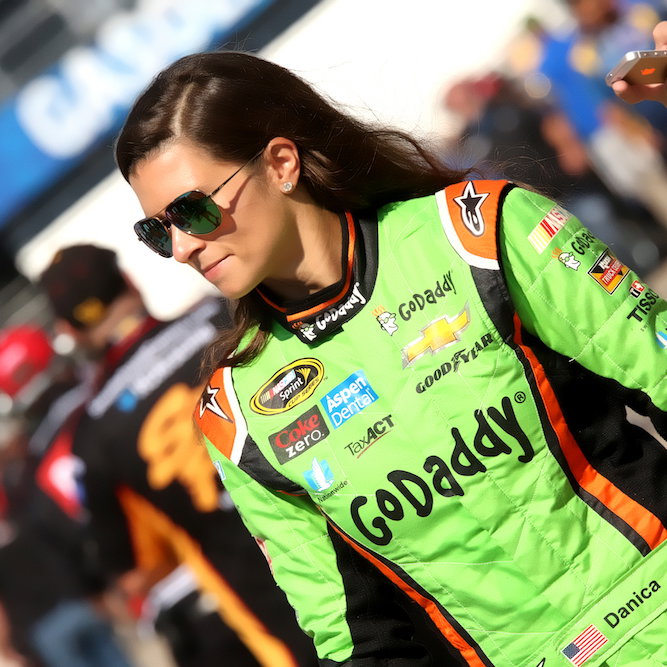 Danica Patrick mengonfirmasi kesepakatan untuk lagu Indy 500 swansong