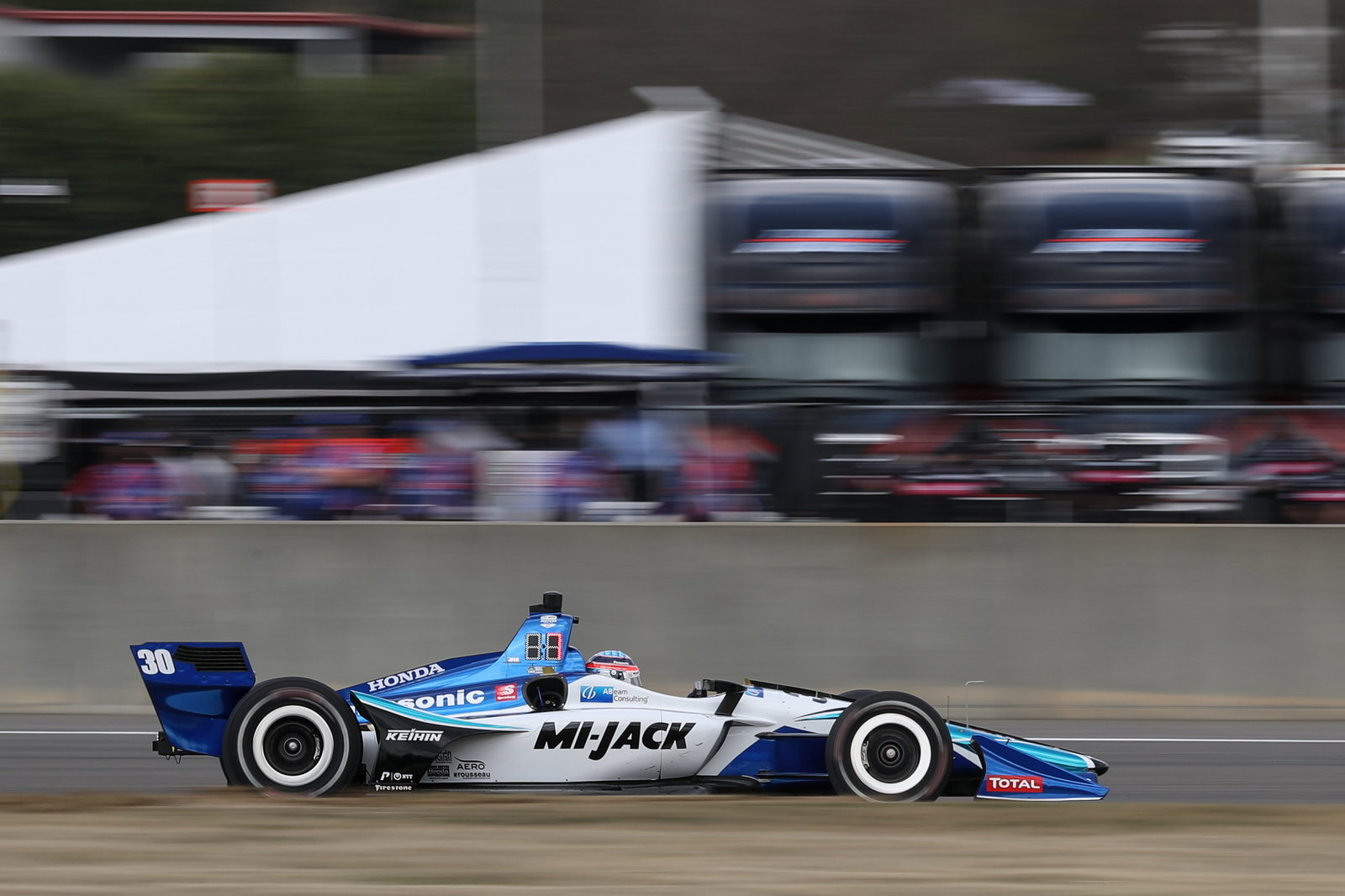 Takuma Sato mengalahkan Graham Rahal karena lockout RLL Barber