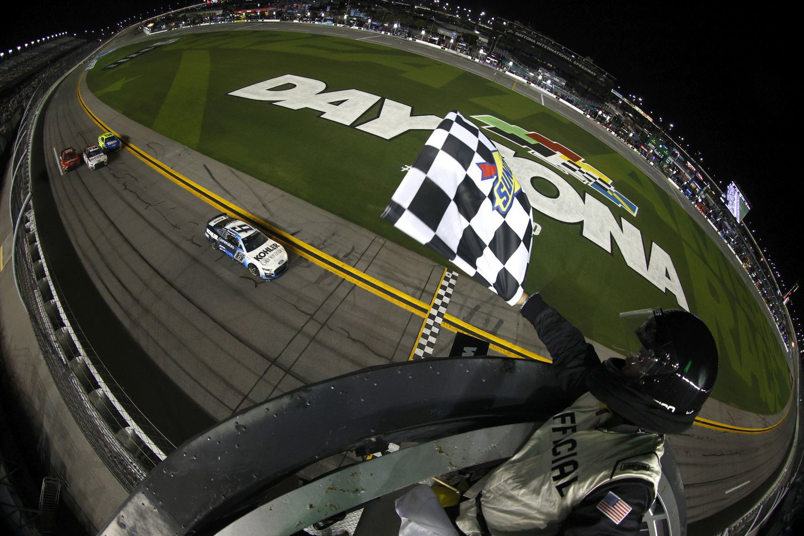 Hendrick 1-2, Larson Meraih Pole Daytona 500 Pertamanya
