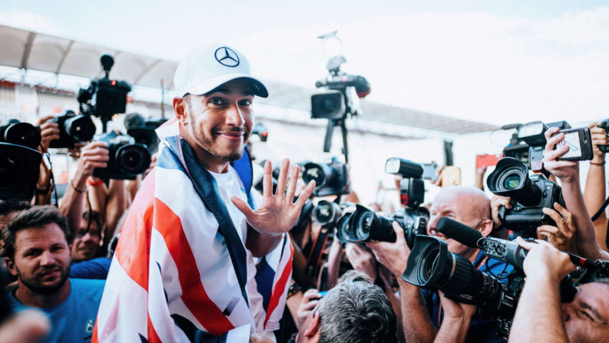 Vandoorne senang bisa 'diperhatikan' dengan poin finis di Meksiko
