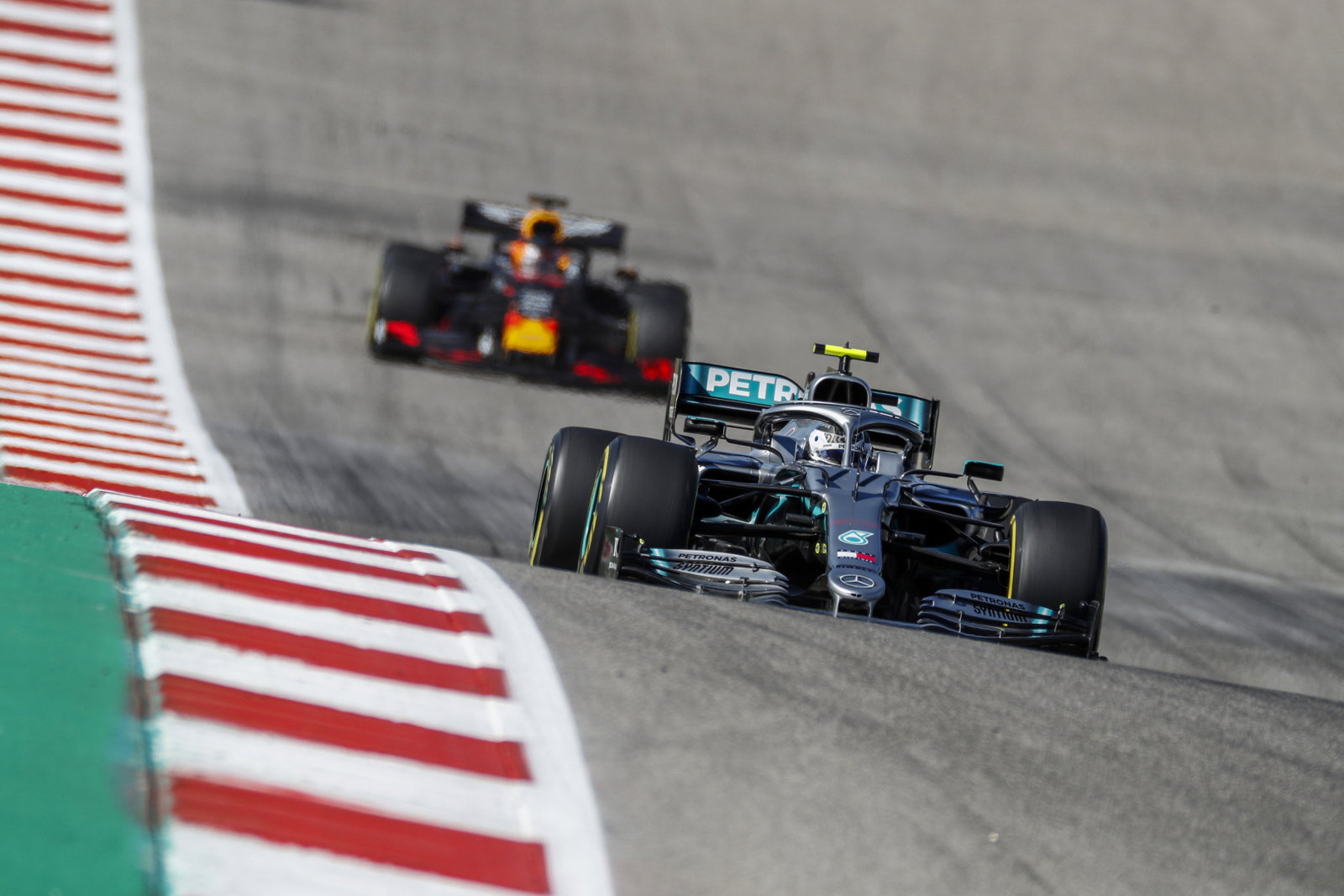 Kvyat penalised for Perez US GP collision, loses points finish