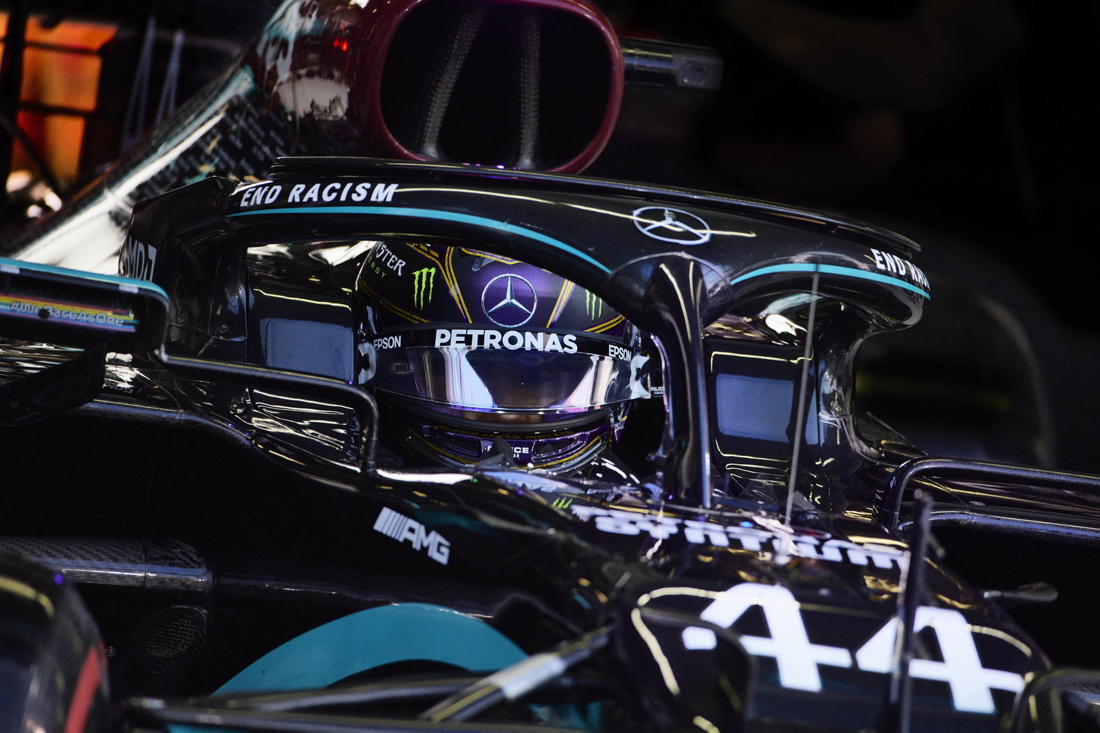 McLaren secara resmi mengamankan P3 di kejuaraan F1 karena Sainz menghindari penalti