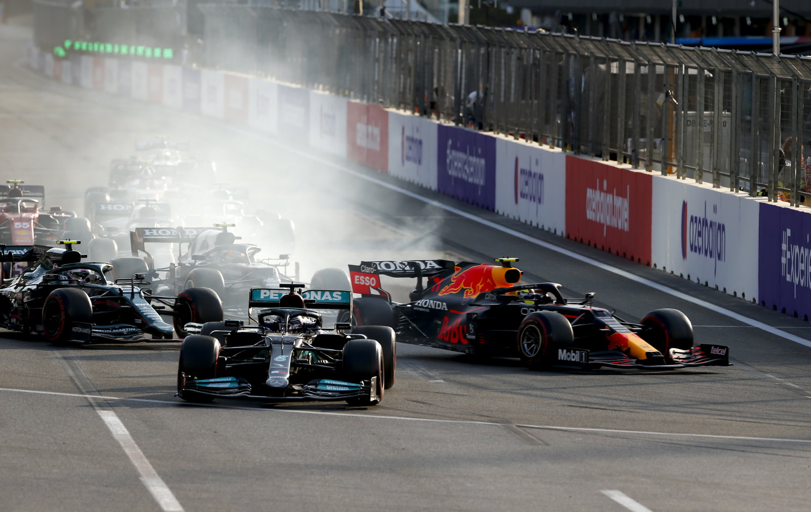 Verstappen rues missed chance to ‘open up’ gap to Hamilton in F1 title race