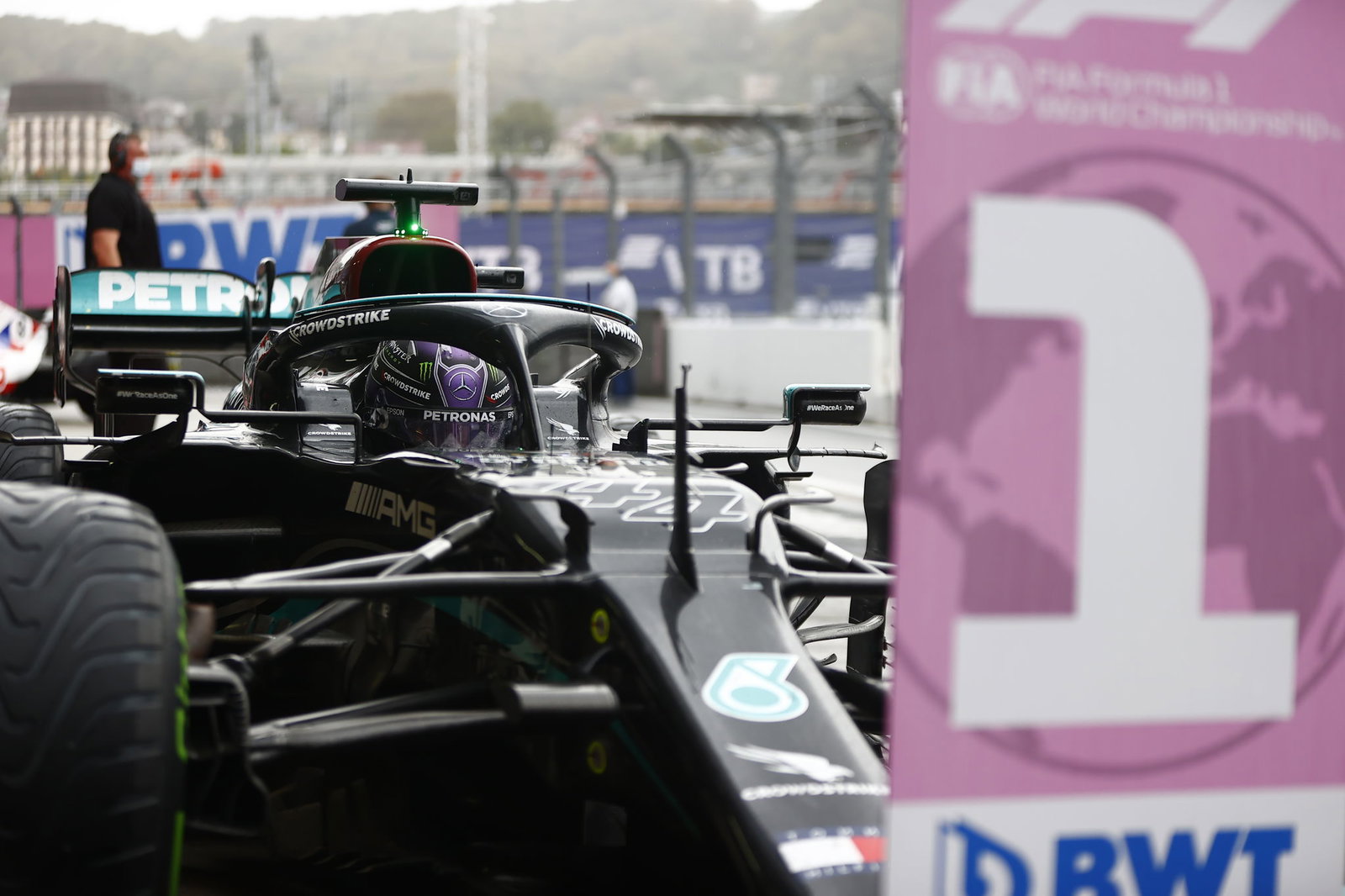“We never get lucky” - Alonso rues missed F1 podium at Sochi