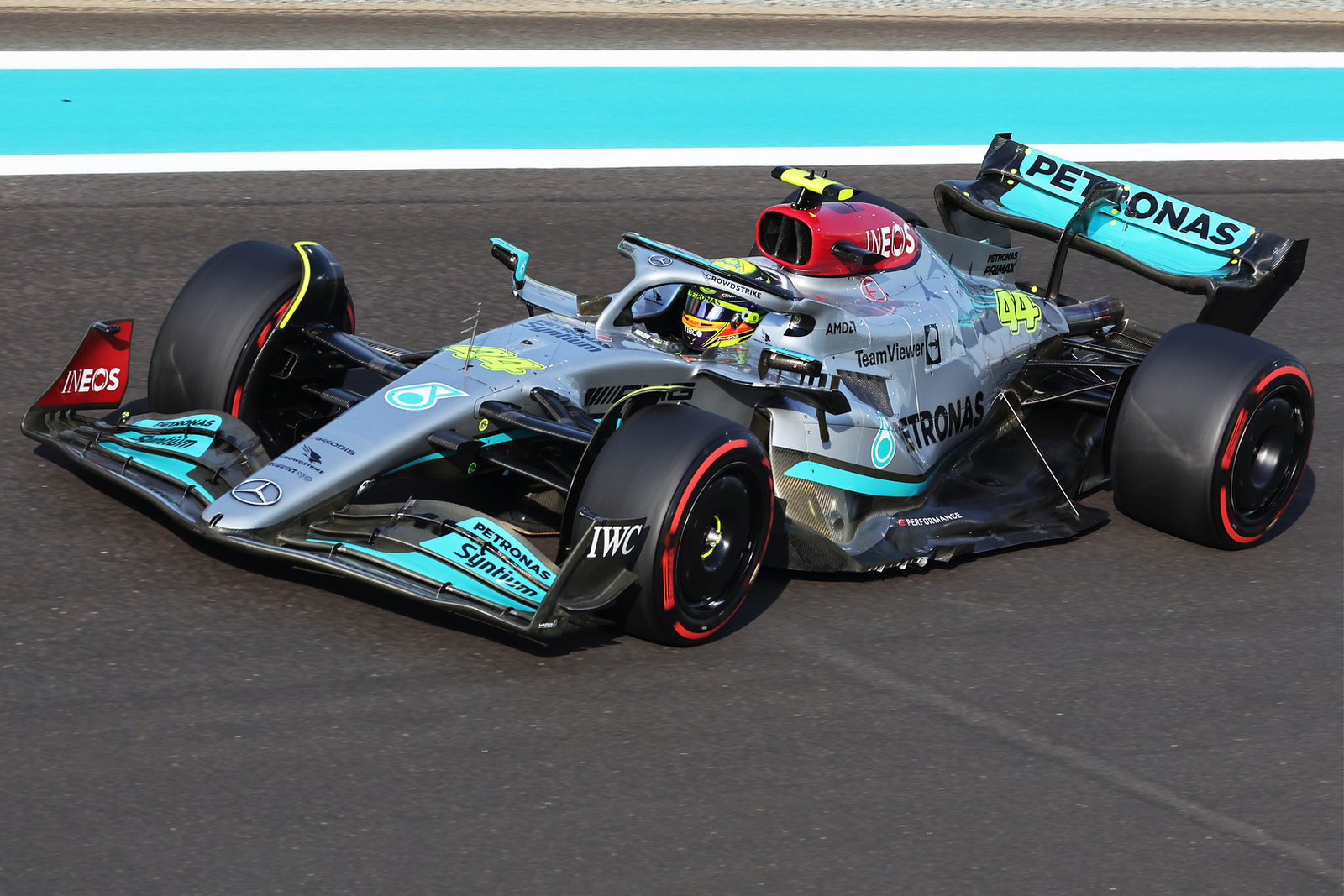 Lewis Hamilton will ‘adapt’ to avoid further clashes with Max Verstappen