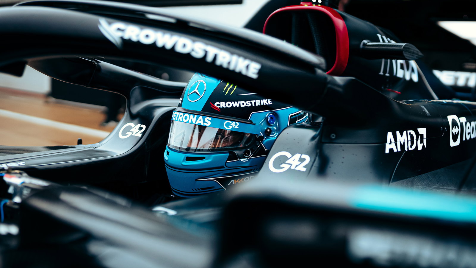 Max Verstappen raced Lewis Hamilton differently to 'knock him off his throne' - Karun Chandhok
