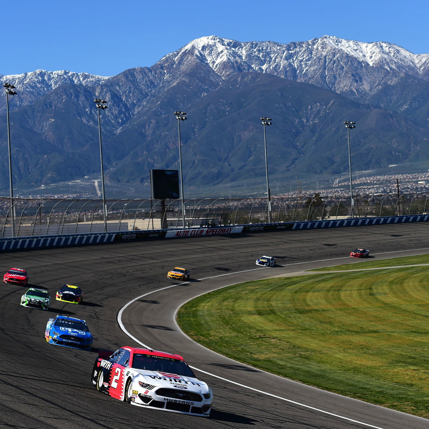 Clint Bowyer mendidih setelah kontroversi kualifikasi Texas