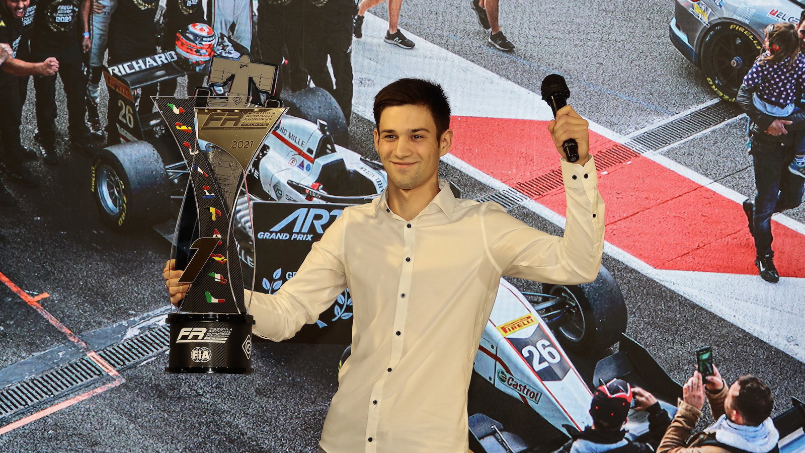 Grégoire Saucy makes step up with ART for 2022 F3 season