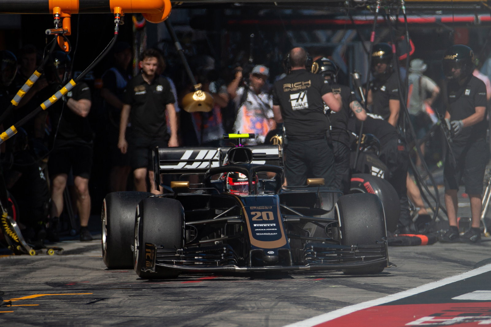 Mercedes 'waspada' dengan ramalan cuaca panas untuk GP Jerman