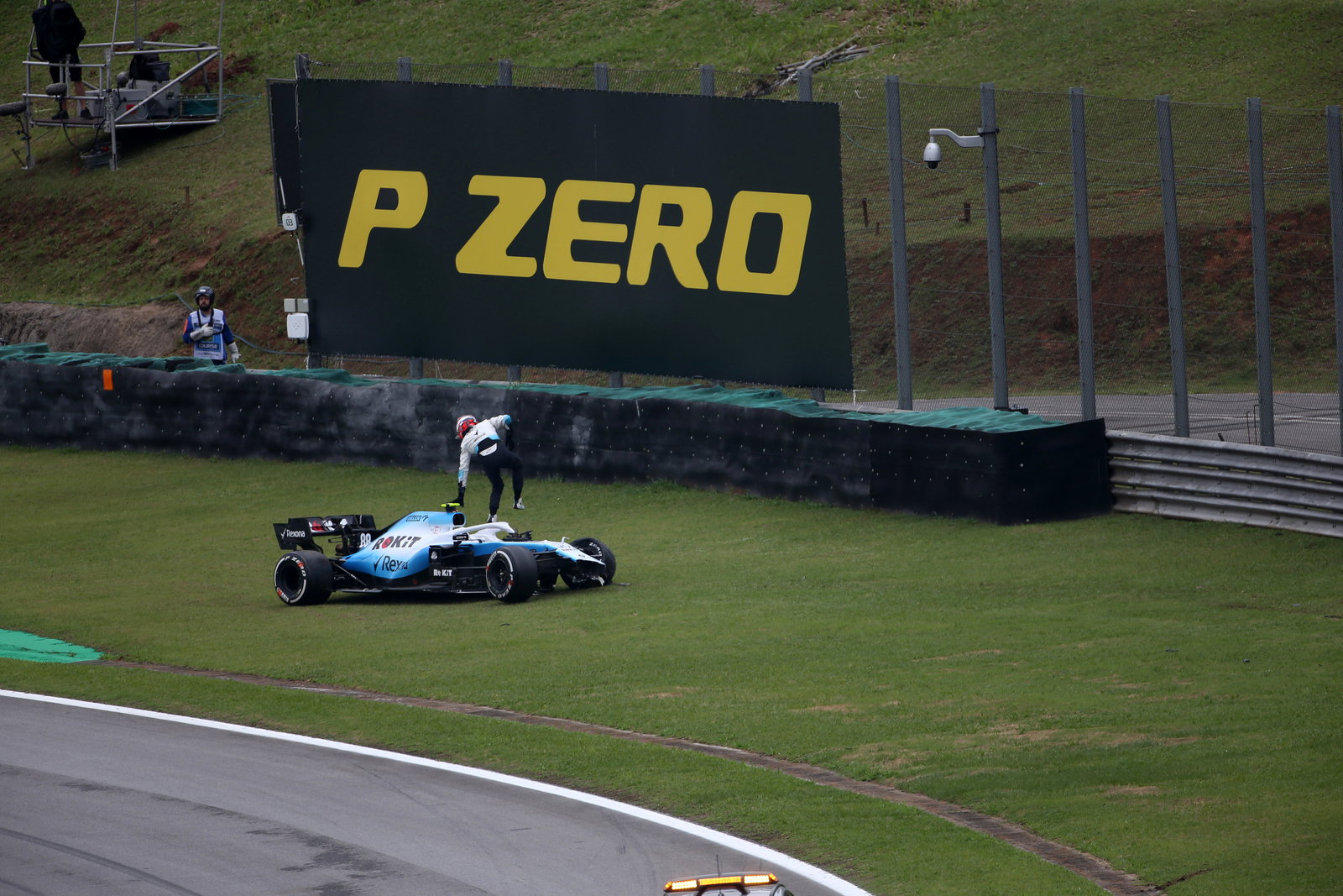 Hamilton unsure if Mercedes can make up deficit to Ferrari in Brazil