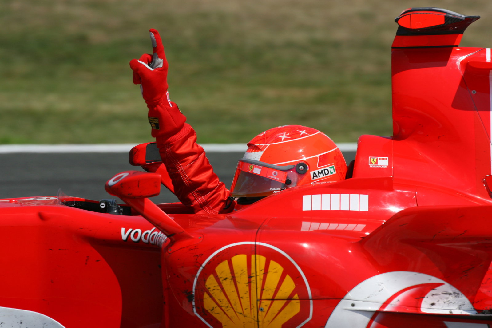Pirelli confirms tyre picks for first three F1 races of 2018