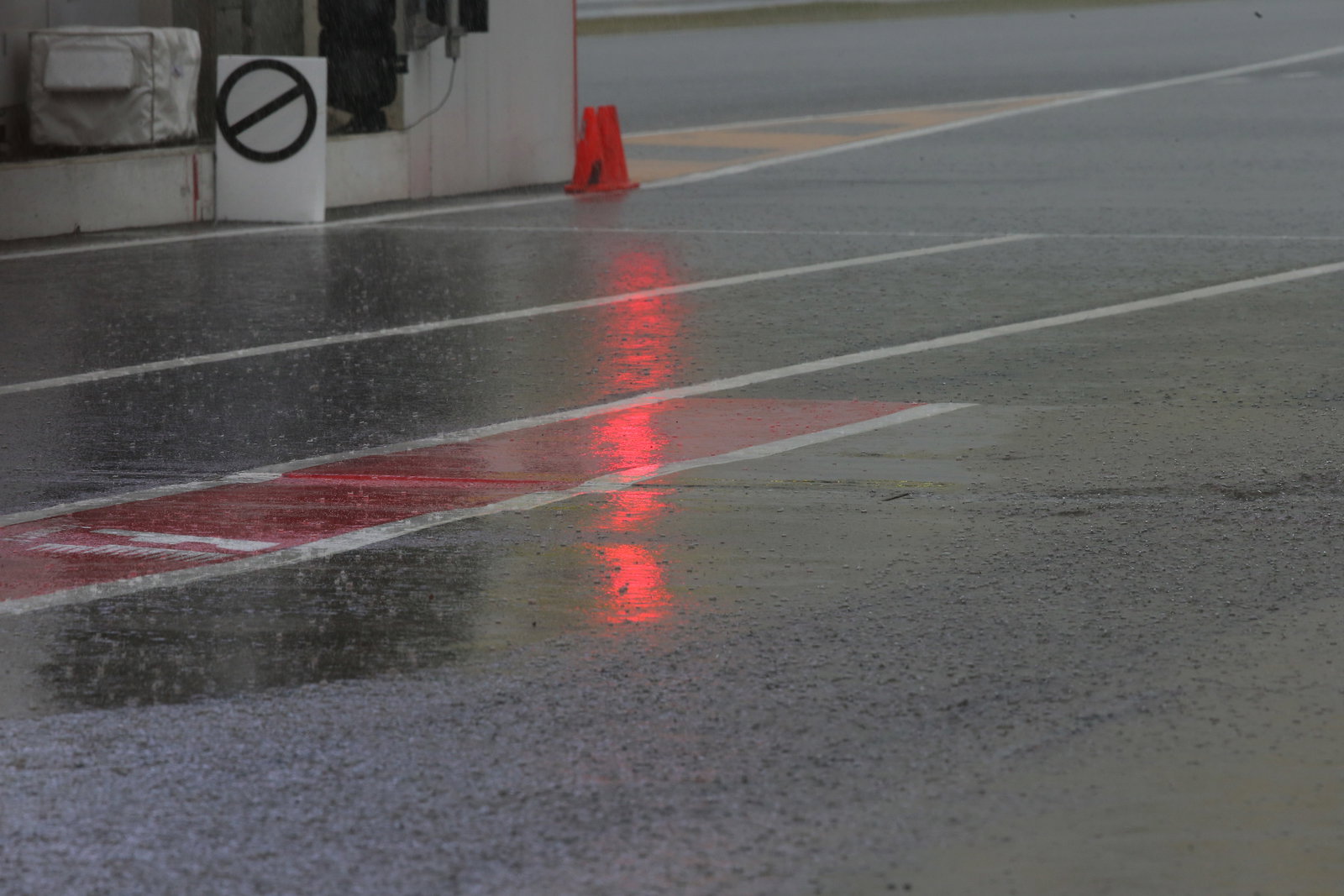 Leclerc: Ferrari team orders “clear” after Sochi misunderstanding