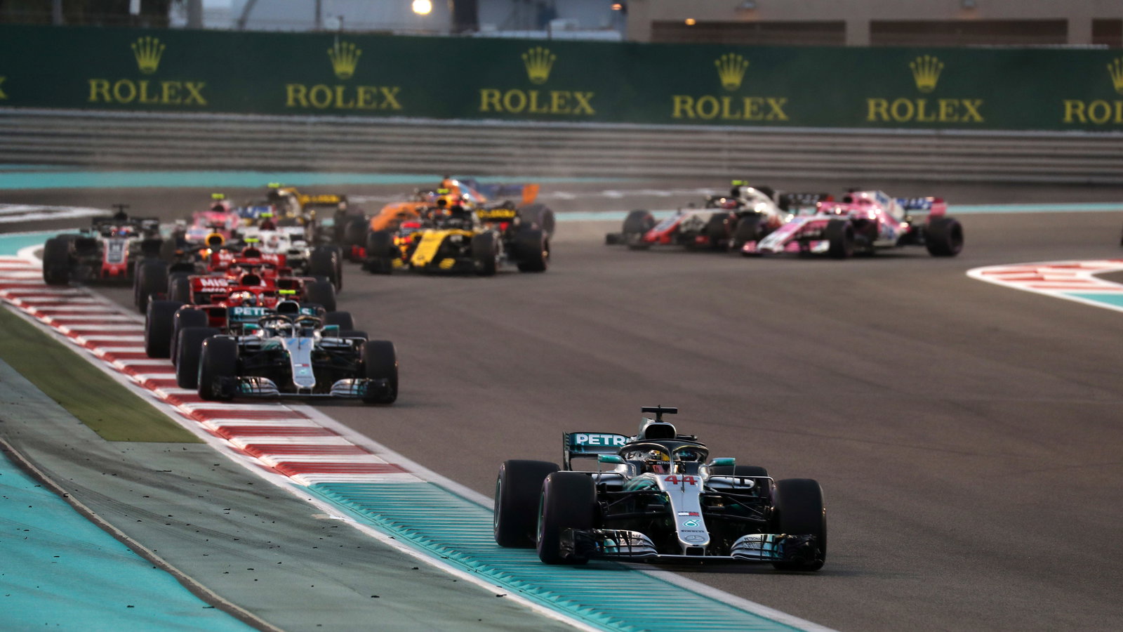 Formula 1 menggunakan simulasi menyalip untuk meninjau desain sirkuit