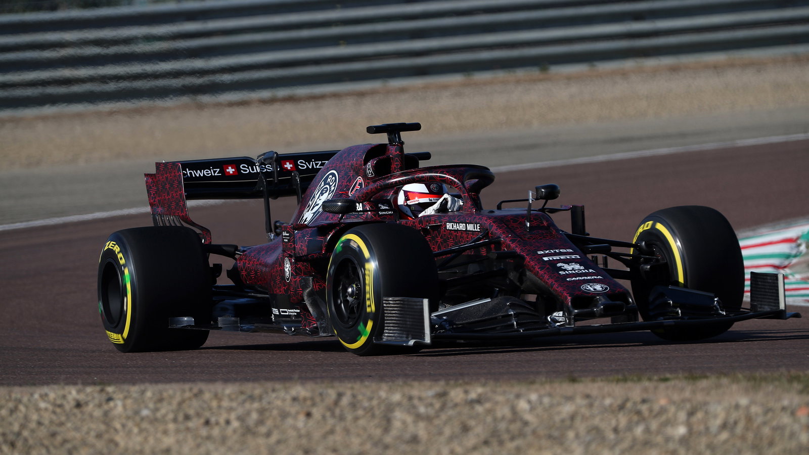 Kimi Raikkonen hits track in Alfa Romeo's 2019 F1 car