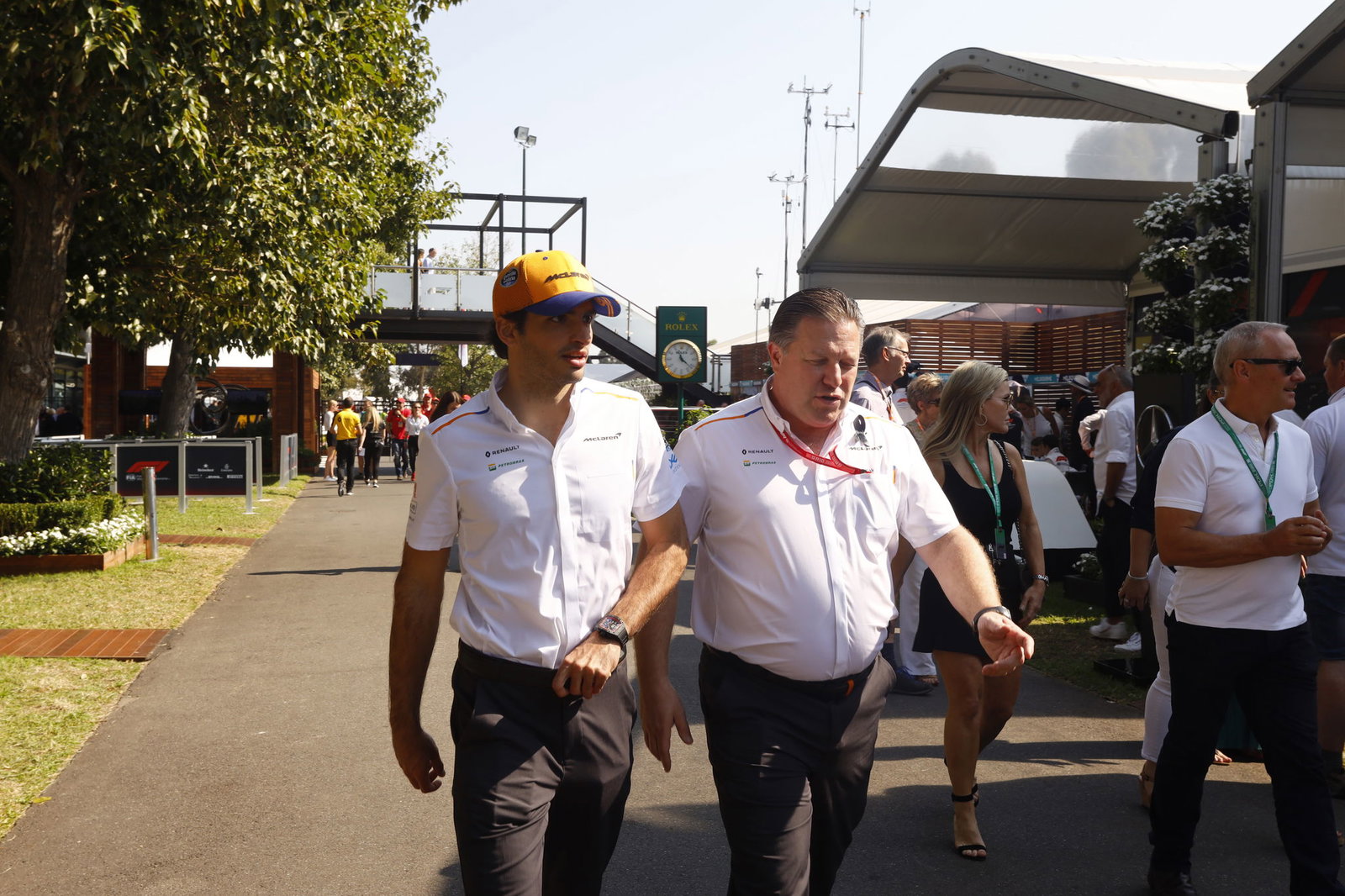 Betapa benar dan salahnya F1 tentang penalti Daniel Ricciardo