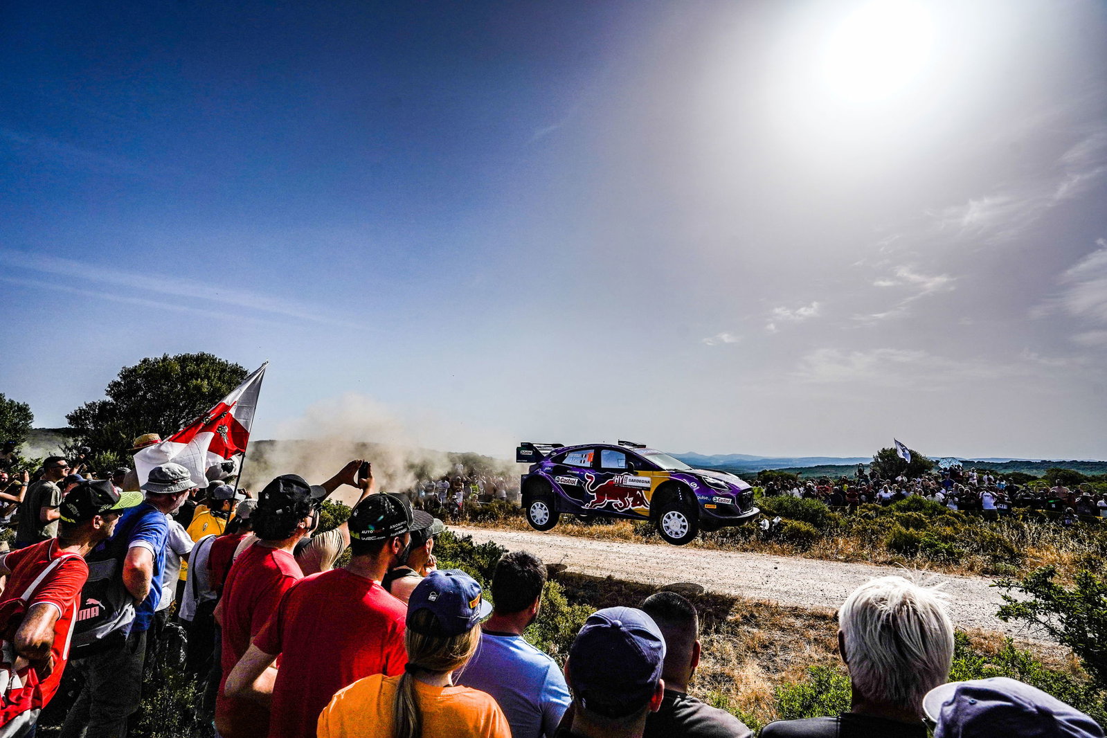 WRC Italia: Neuville Pimpin Sesi Shakedown di Sardinia