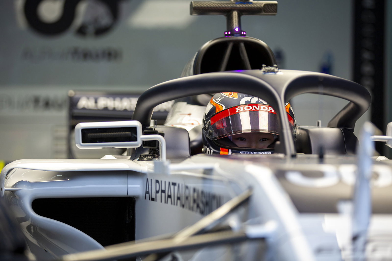Mengapa Hamilton menganggap gelar juara tim F1 