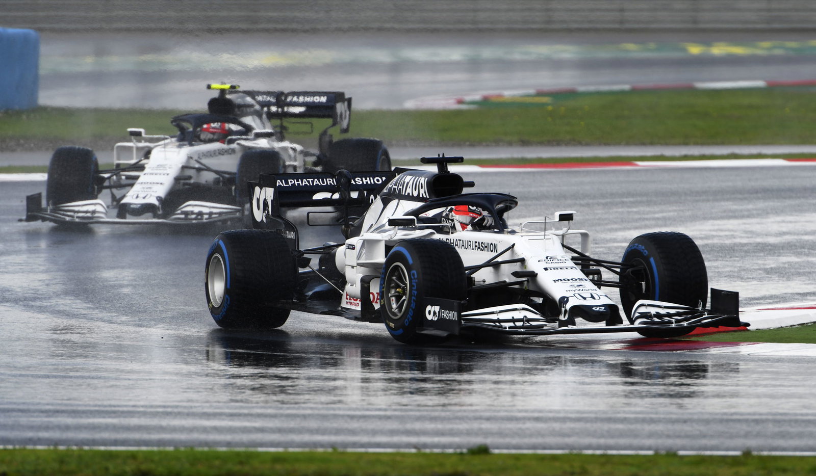 Vettel bercanda Ferrari harus meninggalkan Binotto di rumah untuk lebih banyak balapan F1
