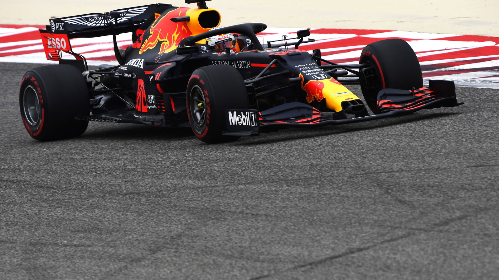 Max Verstappen mengungguli duo Mercedes di latihan terakhir F1 GP Bahrain