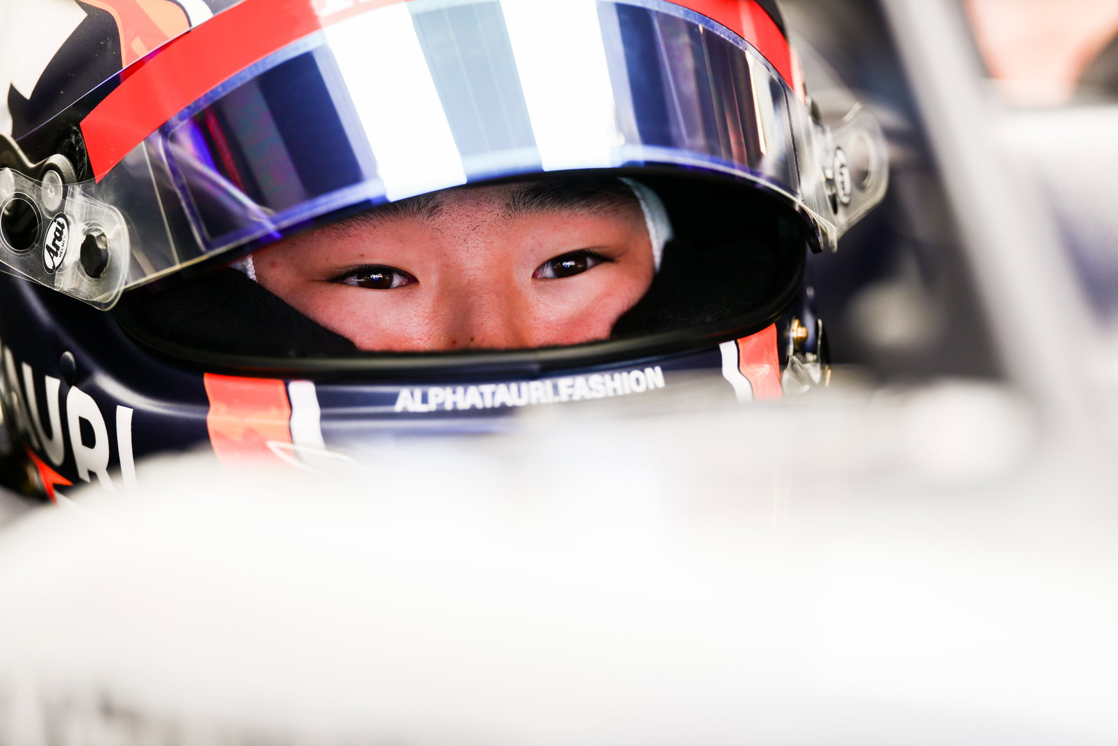 Romain Grosjean menjalani operasi pada tangan yang cedera setelah kecelakaan F1 Bahrain