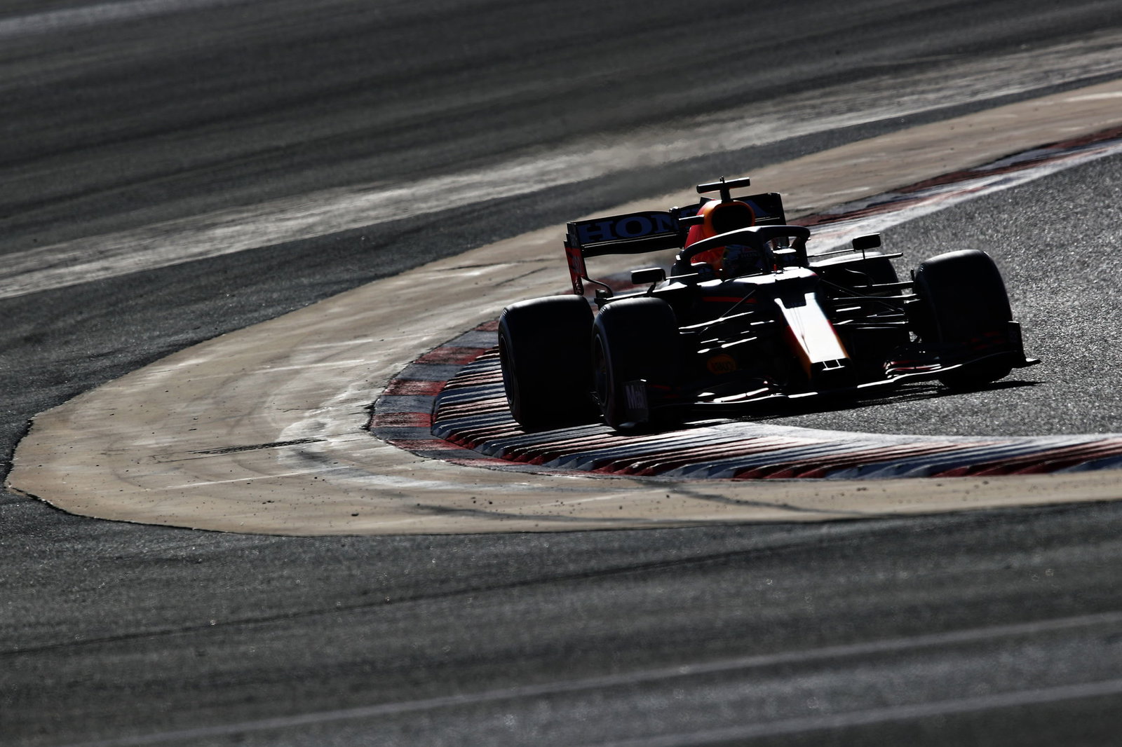 Mercedes W12 F1 car rear-end ‘snappy and unforgiving’ - Bottas