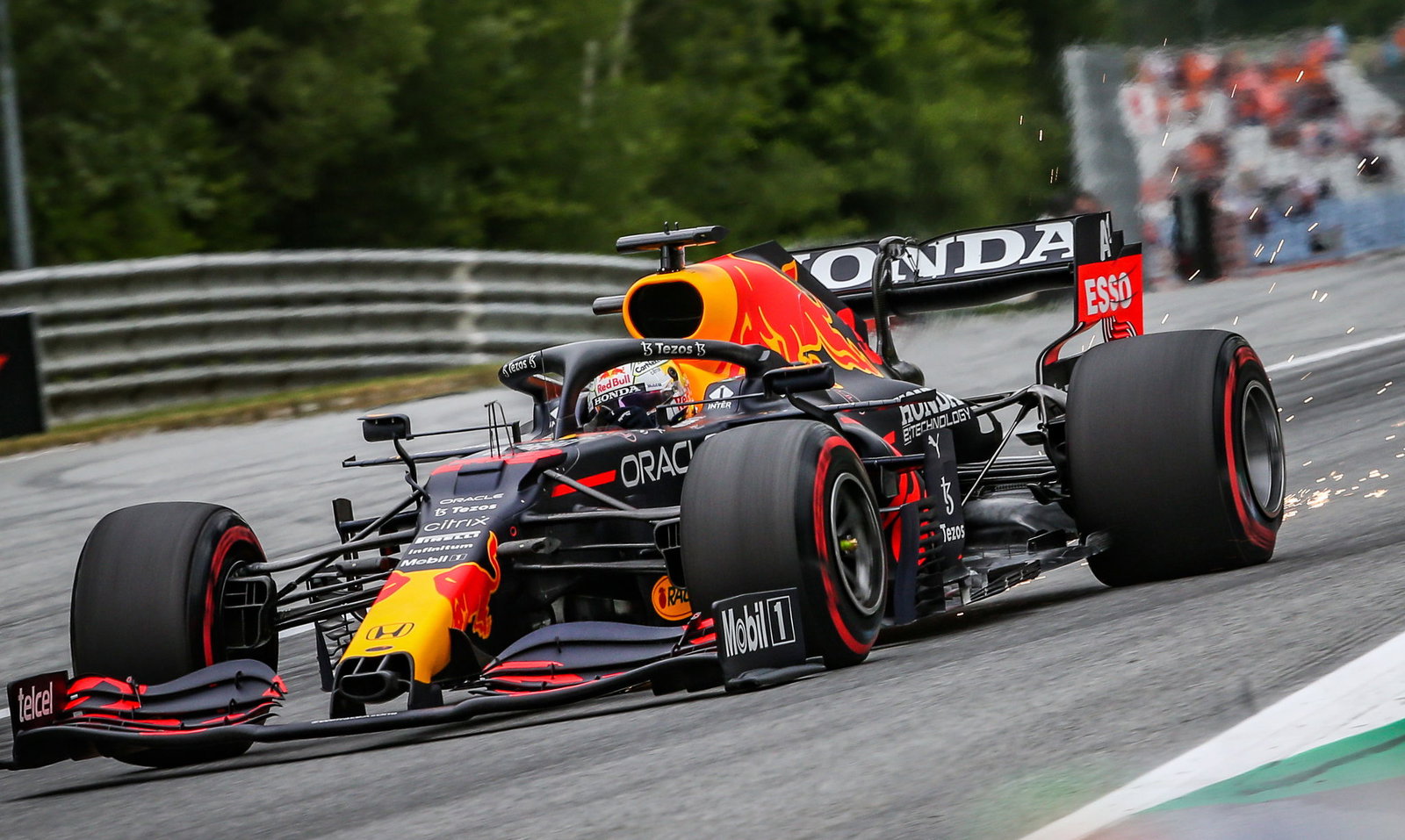 Mercedes will decide on Lewis Hamilton’s 2022 F1 teammate in the summer
