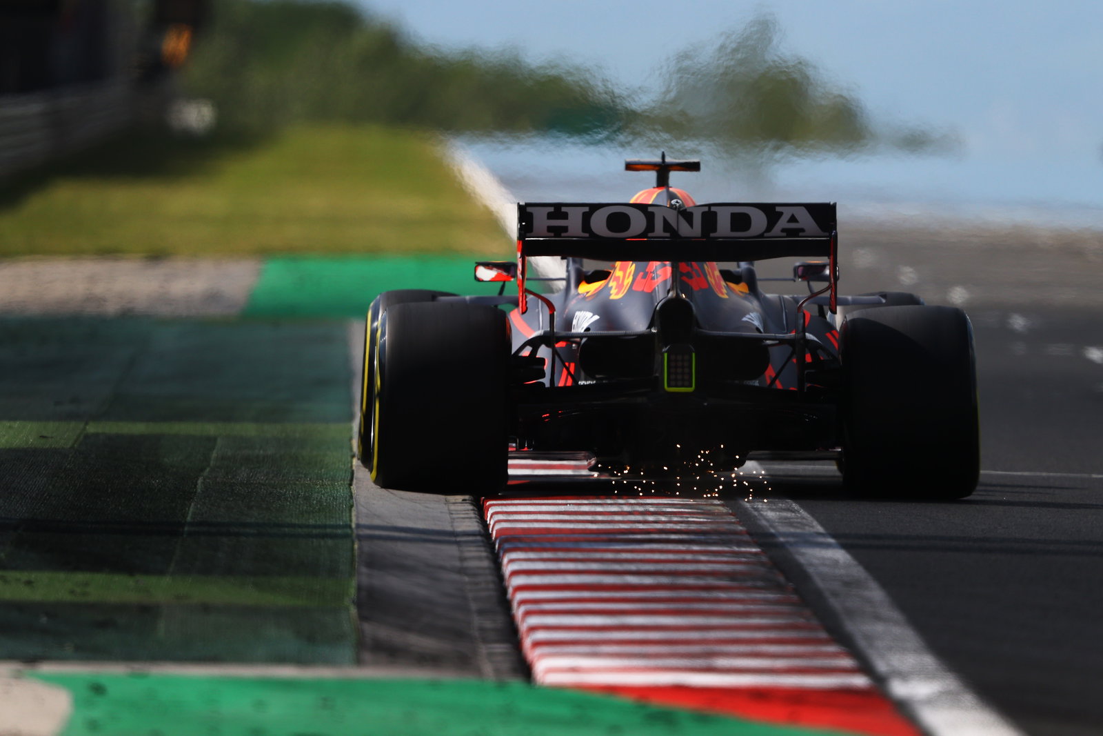 Siapa Saja Calon Peraih Driver of The Season F1 Musim 2021?