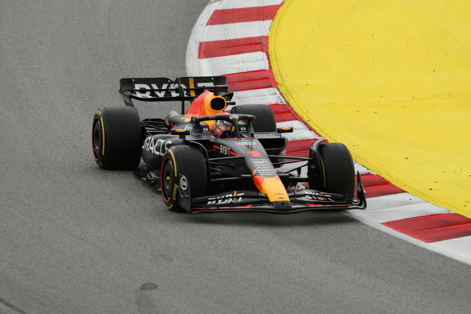 Ganti Girboks, Leclerc Memulai F1 GP Spanyol dari Pitlane