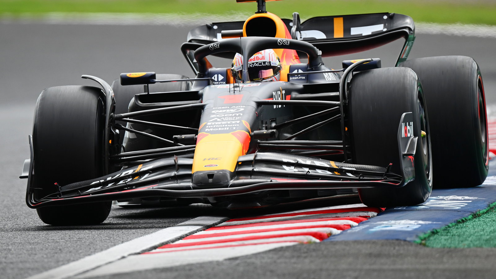 Dominan di Suzuka, Verstappen Menikmati Mobilnya Lagi